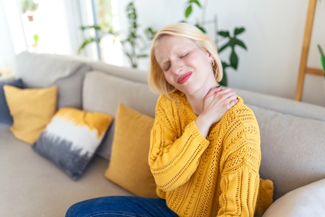 Pessoa praticando pilates